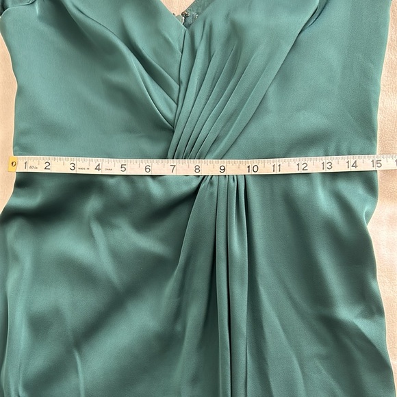 Azazie emerald green maxi dress. Size A10. Official color name is PINE - Picture 10 of 13